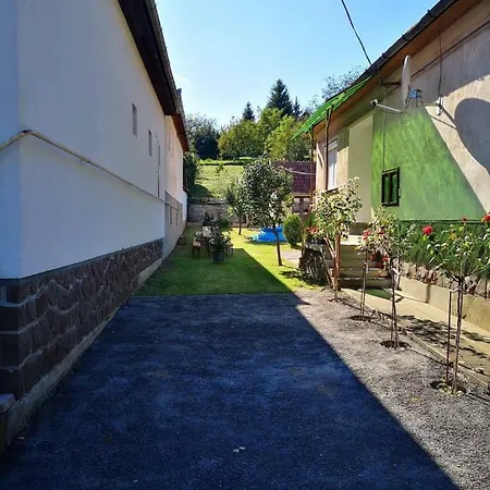 Hegyi Nyaralo * Bükkszék